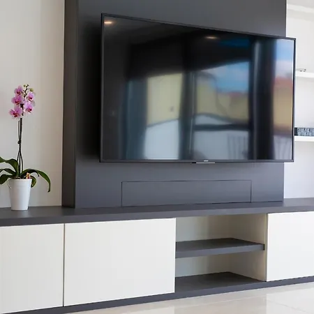 度假居 Dama Dobrinj