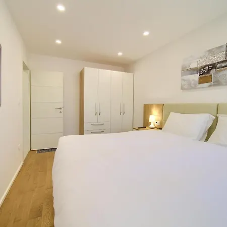Holiday home Dama